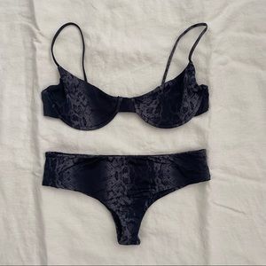Mai Underwear Black Snake print classic top & active bottom